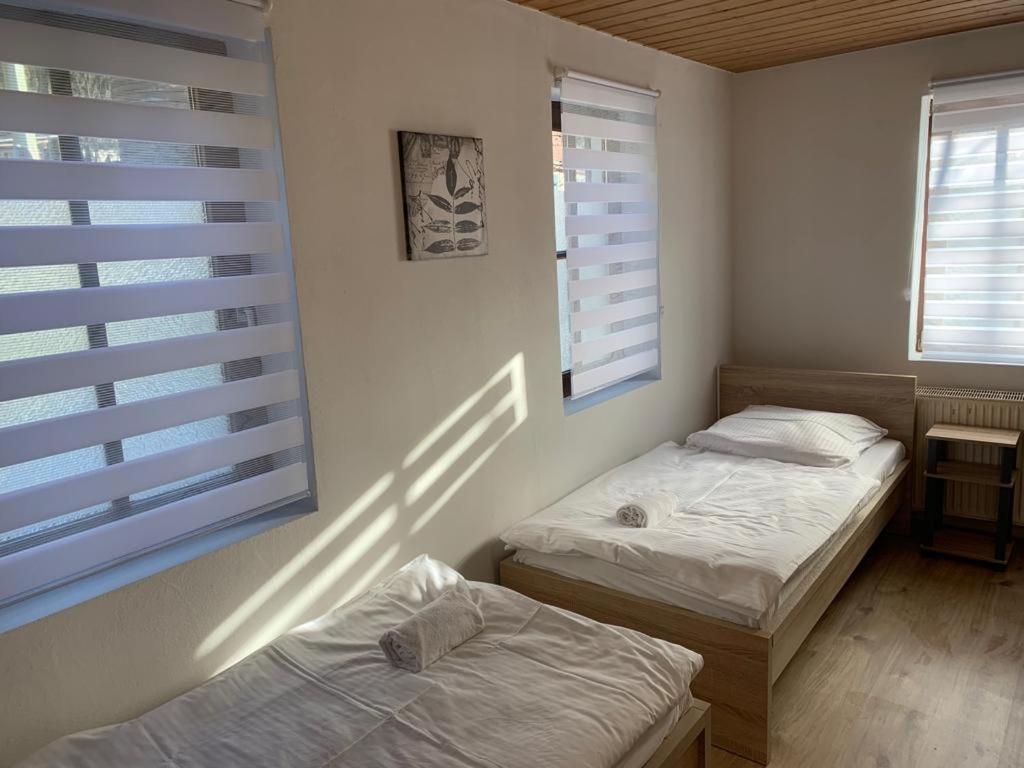 Ab Apartment Objekt 122 Ebersbach an der Fils المظهر الخارجي الصورة